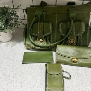 Franklin Covey Green Purse, checkbook holder, wallet and wristlet.
